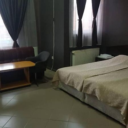 Guest House Chinar 08 Kirkowo Zewnętrze zdjęcie