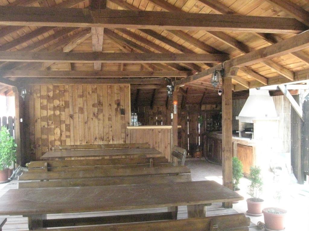 Guest House Chinar 08 Kirkowo Zewnętrze zdjęcie